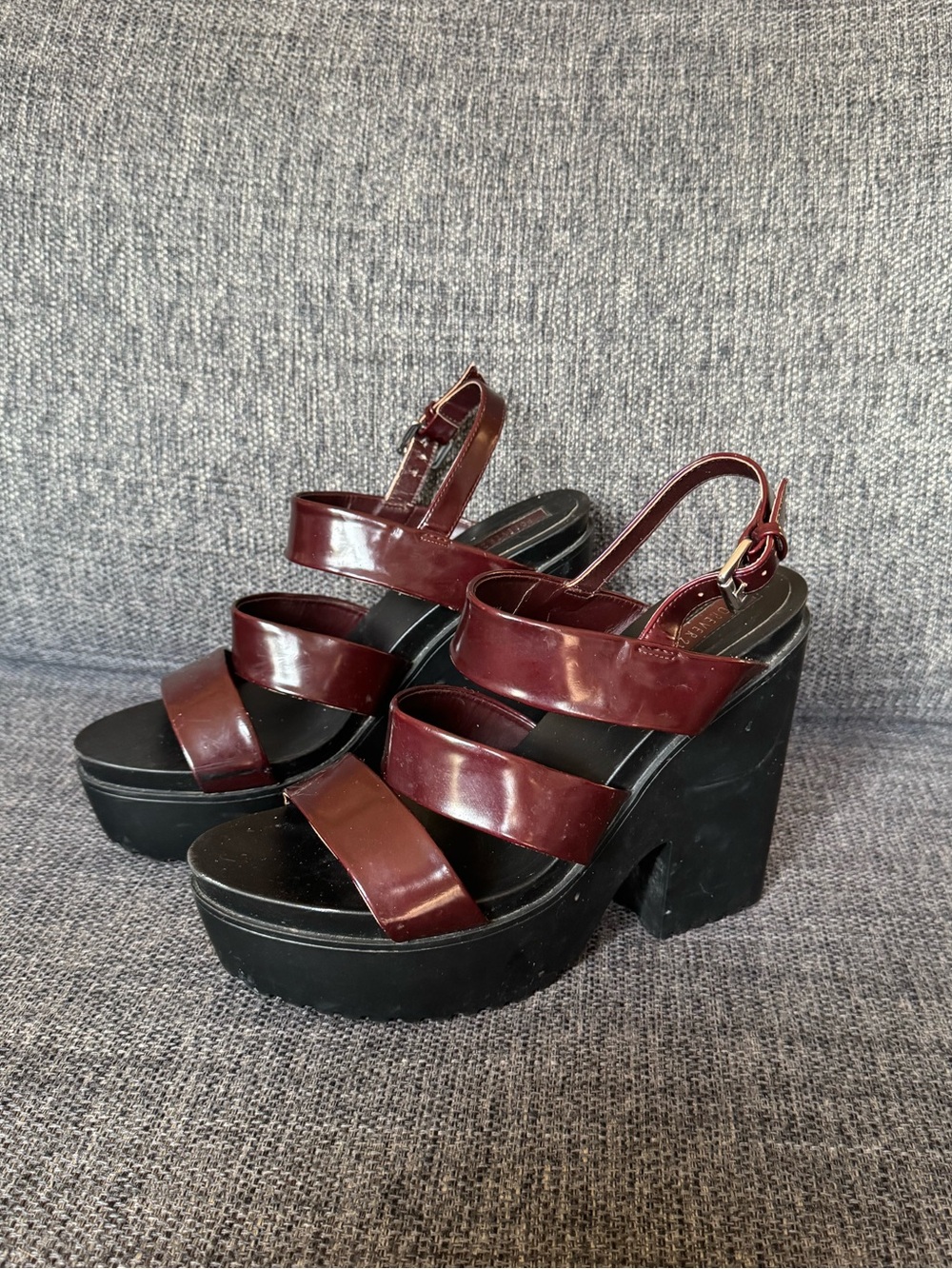 Forever 21 Burgundy Patent Platform Sandals Chunky Heel